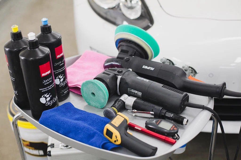 CAR DETAILING TOOLS